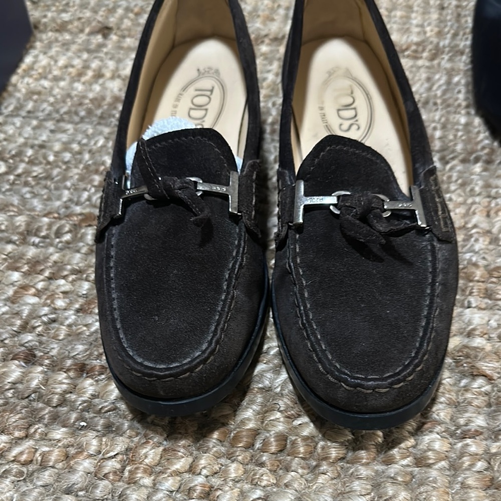Tod's Women's Dark Brown Suede Driving Loafers